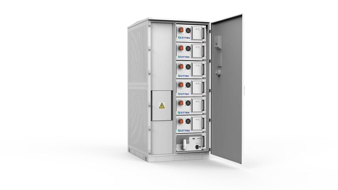 Batteria ibrida ESS per il commercio e l'industria caricata da pannelli fotovoltaici o dalla rete o generatore diesel 60kw 198kwh